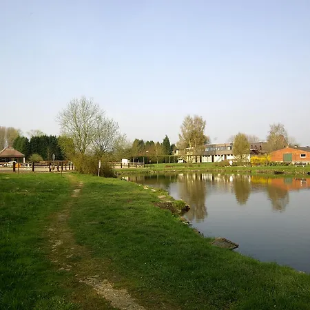 Le Relais De La Haute Sambre Hotel 3*