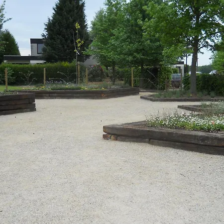 Отель Le Relais De La Haute Sambre 3*